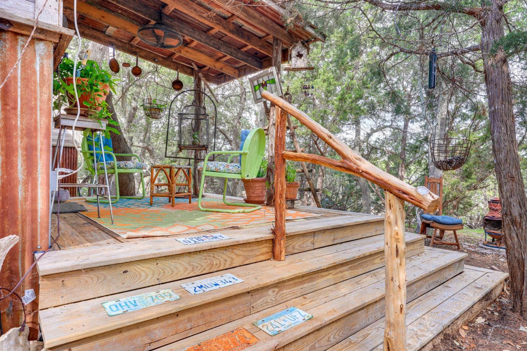 Pet-Friendly Wimberley Cabin With Fire Pit And Hot Tub Eksteriør bilde